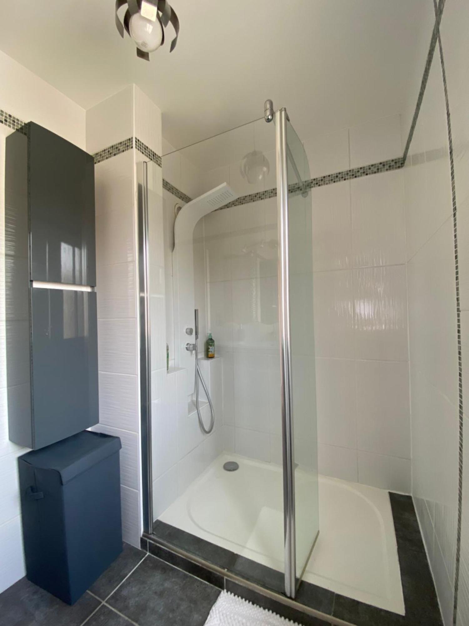 Decouvrez Le Charme Au Coeur De Gap Apartman Kültér fotó